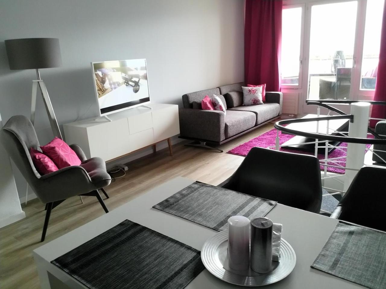 Swiss Seeblick Apartment Mit Hotelanbindung Beatenberg Exterior foto