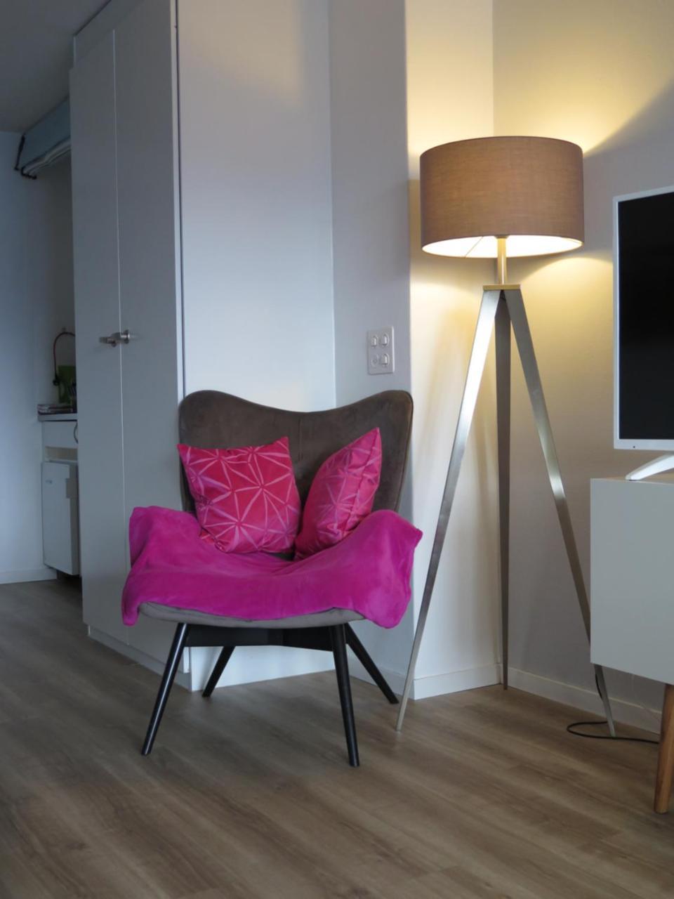 Swiss Seeblick Apartment Mit Hotelanbindung Beatenberg Exterior foto